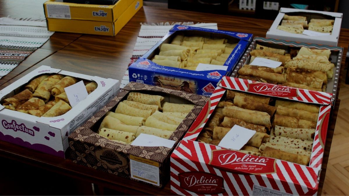 Печеніжинська громада передала пораненим захисникам подарунки 1