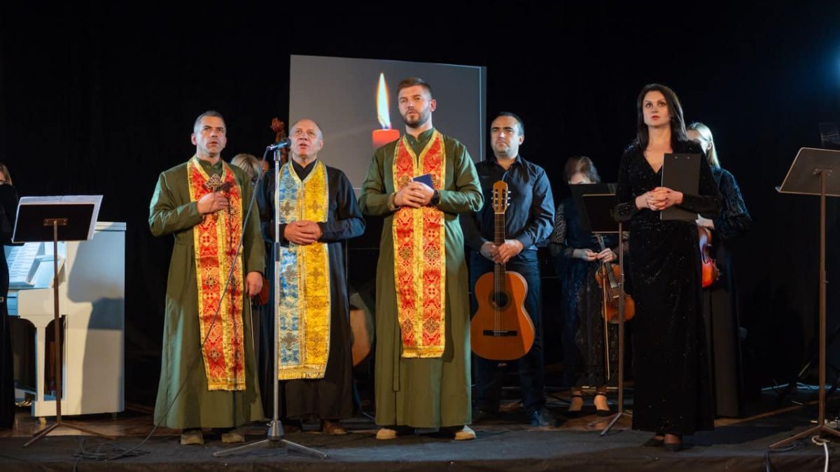 У "Соколі" відбувся пам'ятний вечір присвячений Героям України | Фото 1