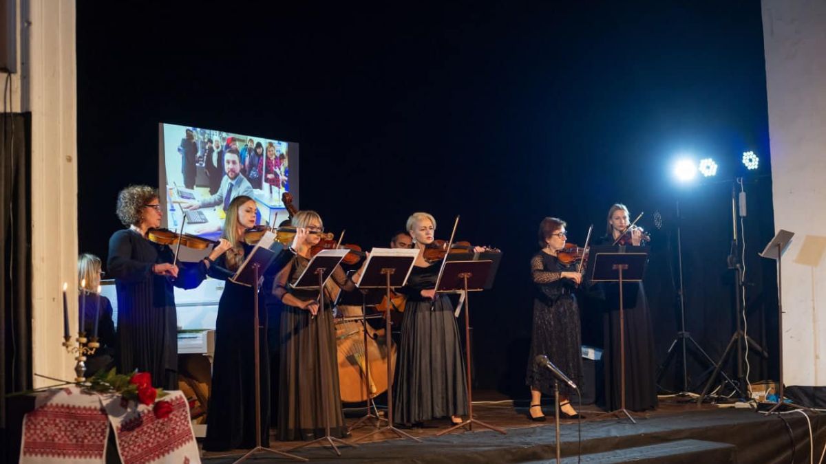 У "Соколі" відбувся пам'ятний вечір присвячений Героям України | Фото 7