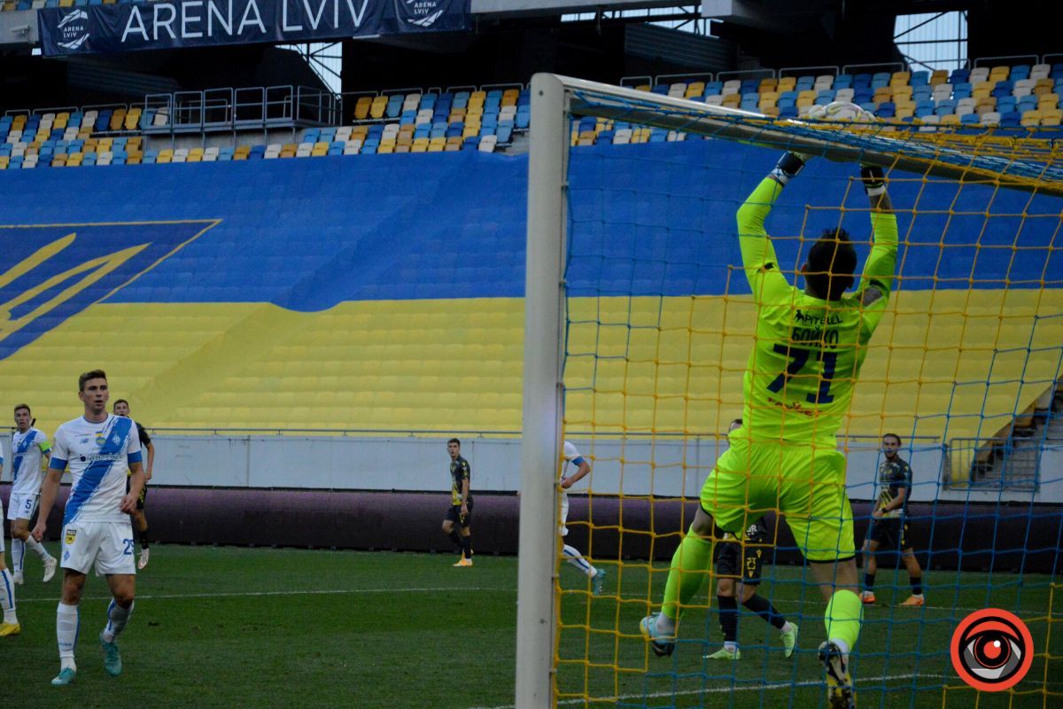 Реалії українського футболу під час війни | Динамо-Рух 10