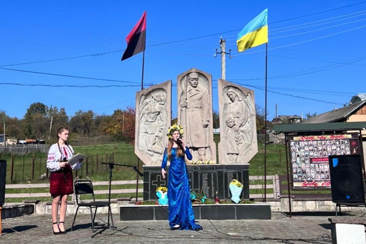 20 000 грн зібрали жителі Печеніжинської ТГ на благодійних концертах | Фоторепортаж 7