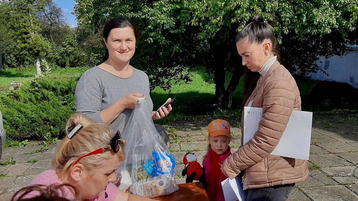 У Яблунівській громаді ВПО отримали гуманітарну допомогу 3