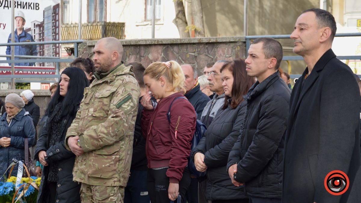 Коломия попрощалася із військовим Андрієм Ткаченком 17