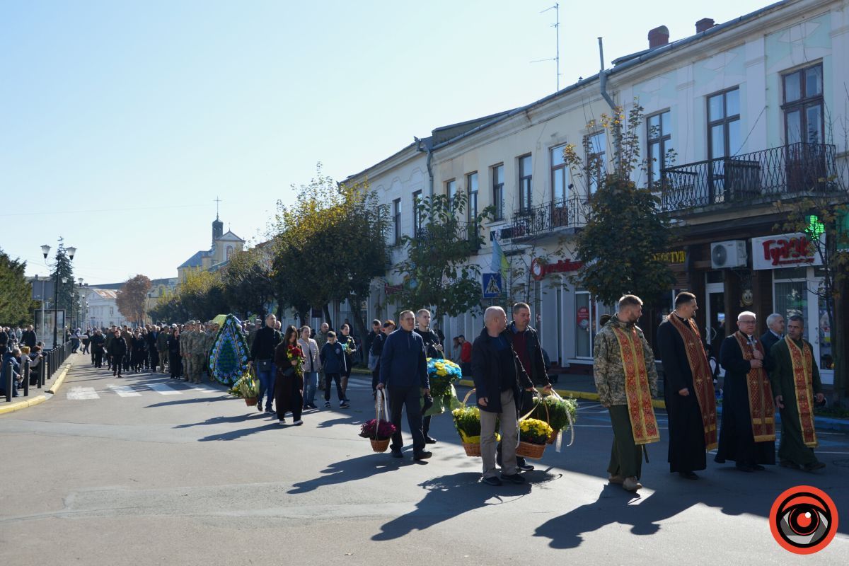 Коломия попрощалася з Героєм Сергієм Гашинським 19