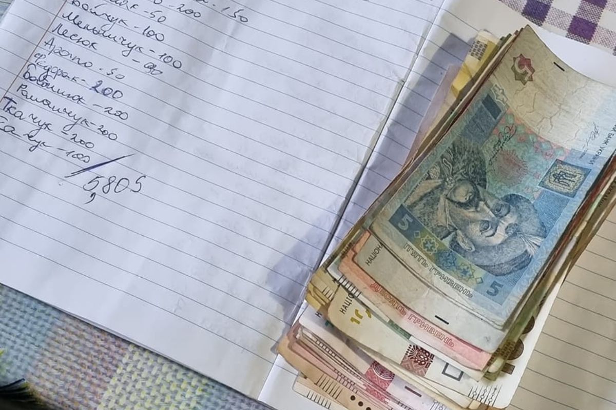 Діти збирали гроші по домівках односельців для ЗСУ 6