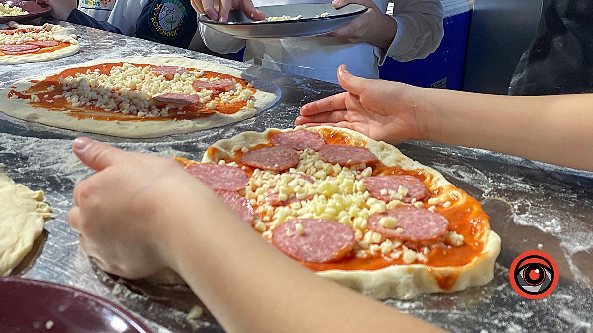"Смачна пригода": як учні ліцею №9 вчились готувати піцу 18