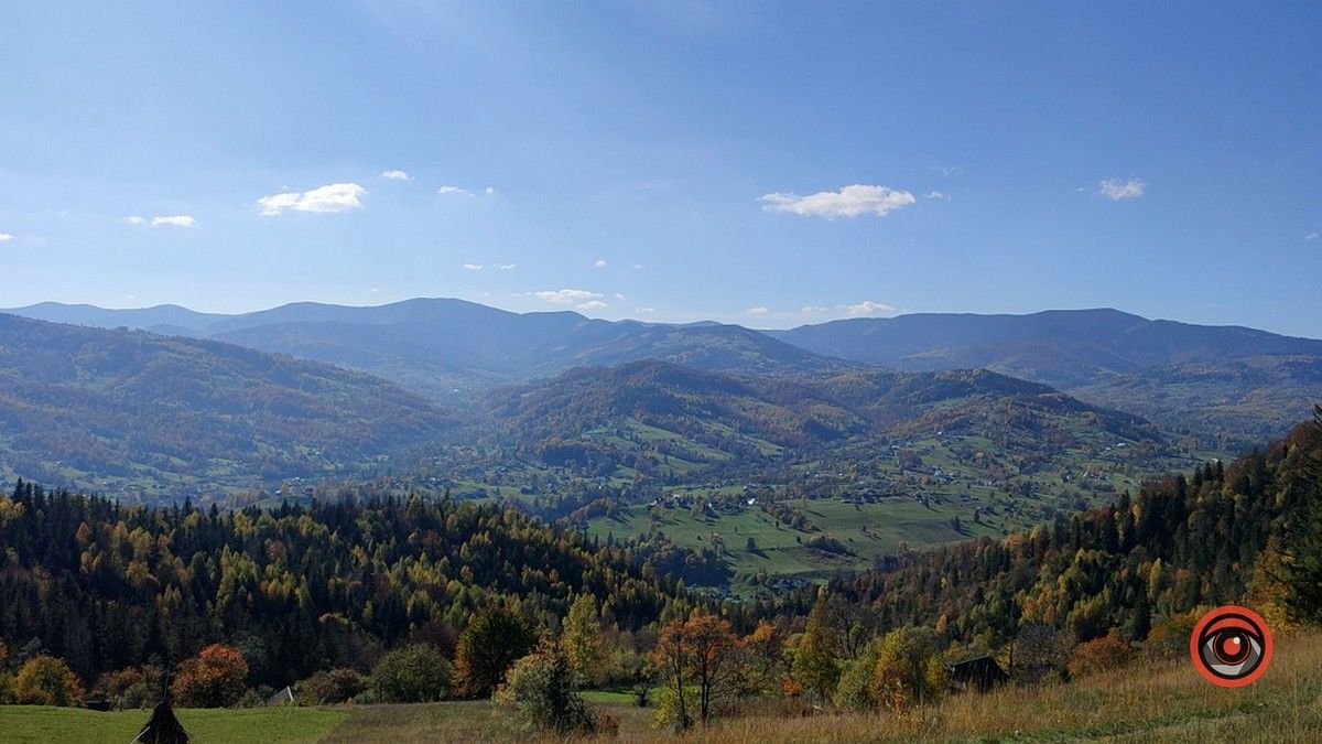 Ще одна фантастична локація для осіннього відпочинку | мальовничий Космач 12