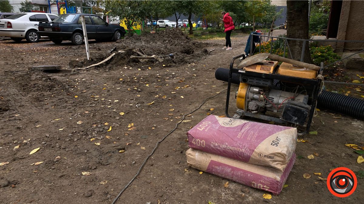 Капітальний ремонт каналізаційної мережі проводять на вулиці Стефаника 2