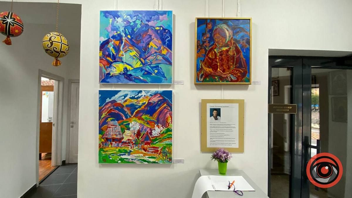 Як подивитись виставку живопису, не виходячи з дому 7