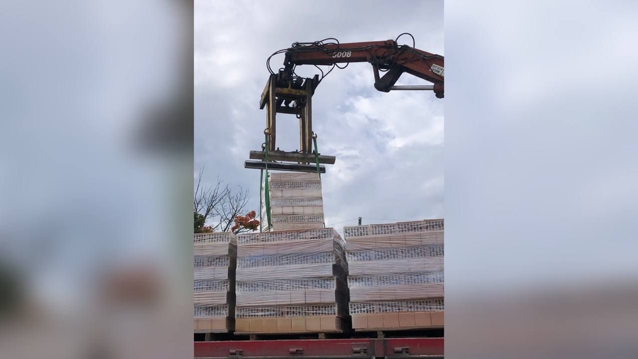 Зі Снятина передали будівельні матеріали на Харківщину 5