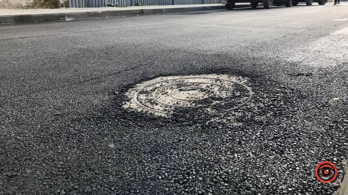 У Коломиї на вулиці Мухи відреставрували шмат дороги 5