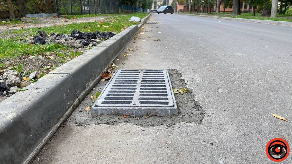 Додаткові перепони: на вулиці Чайковського взялись до роботи