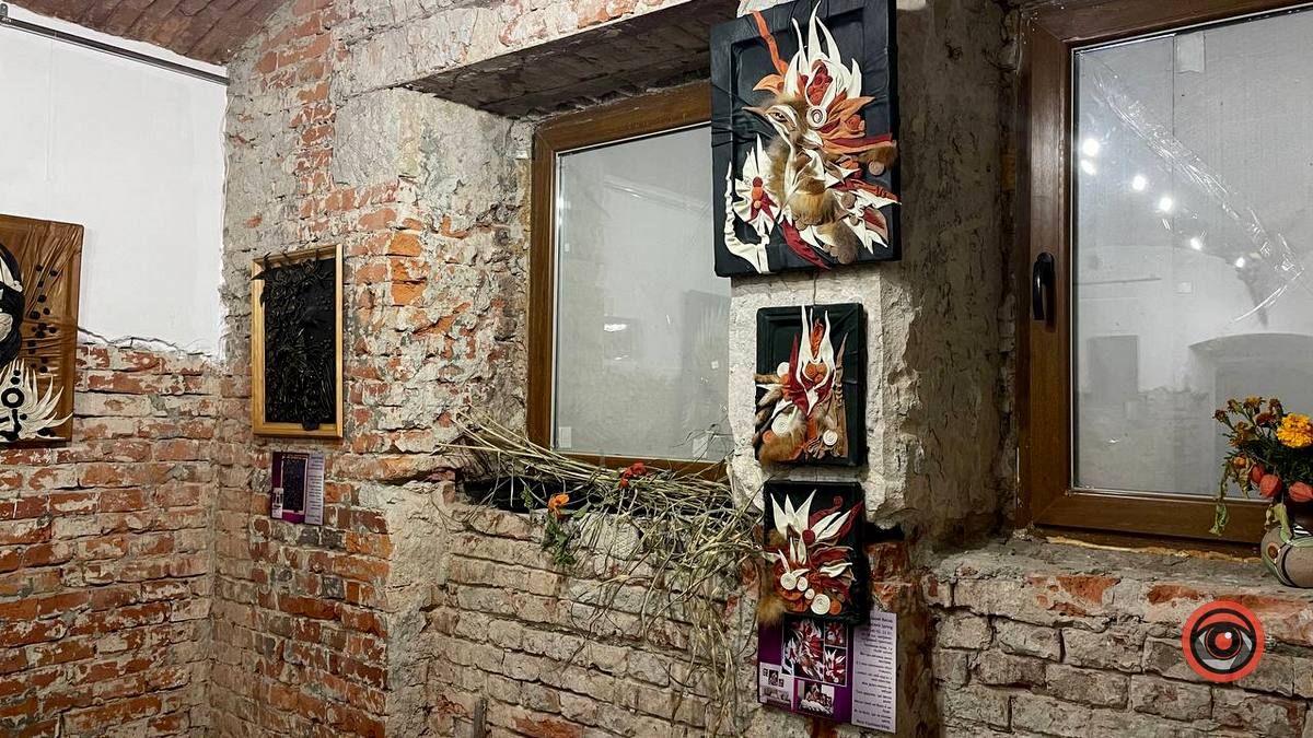 Мистецький вернісаж "Лабіринт" чекає на коломиян та гостей міста 10