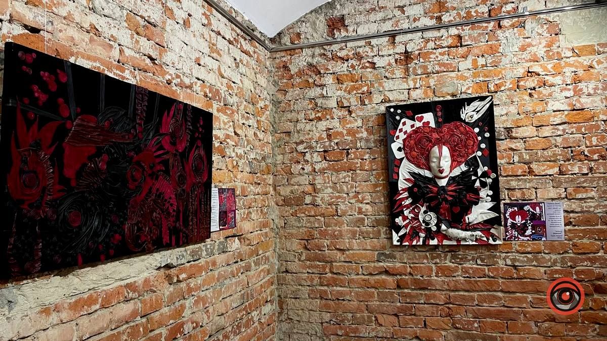 Мистецький вернісаж "Лабіринт" чекає на коломиян та гостей міста 16