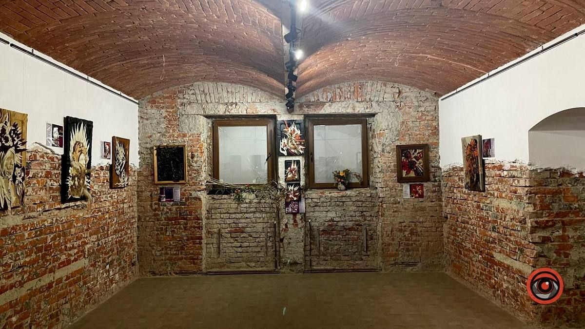 Мистецький вернісаж "Лабіринт" чекає на коломиян та гостей міста 19