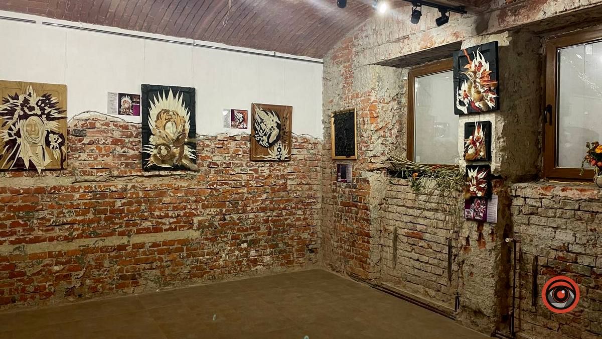 Мистецький вернісаж "Лабіринт" чекає на коломиян та гостей міста 18