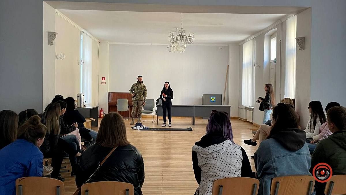 У Коломиї провели тренінг з домедичної допомоги | інтерв'ю та фоторепортаж 21