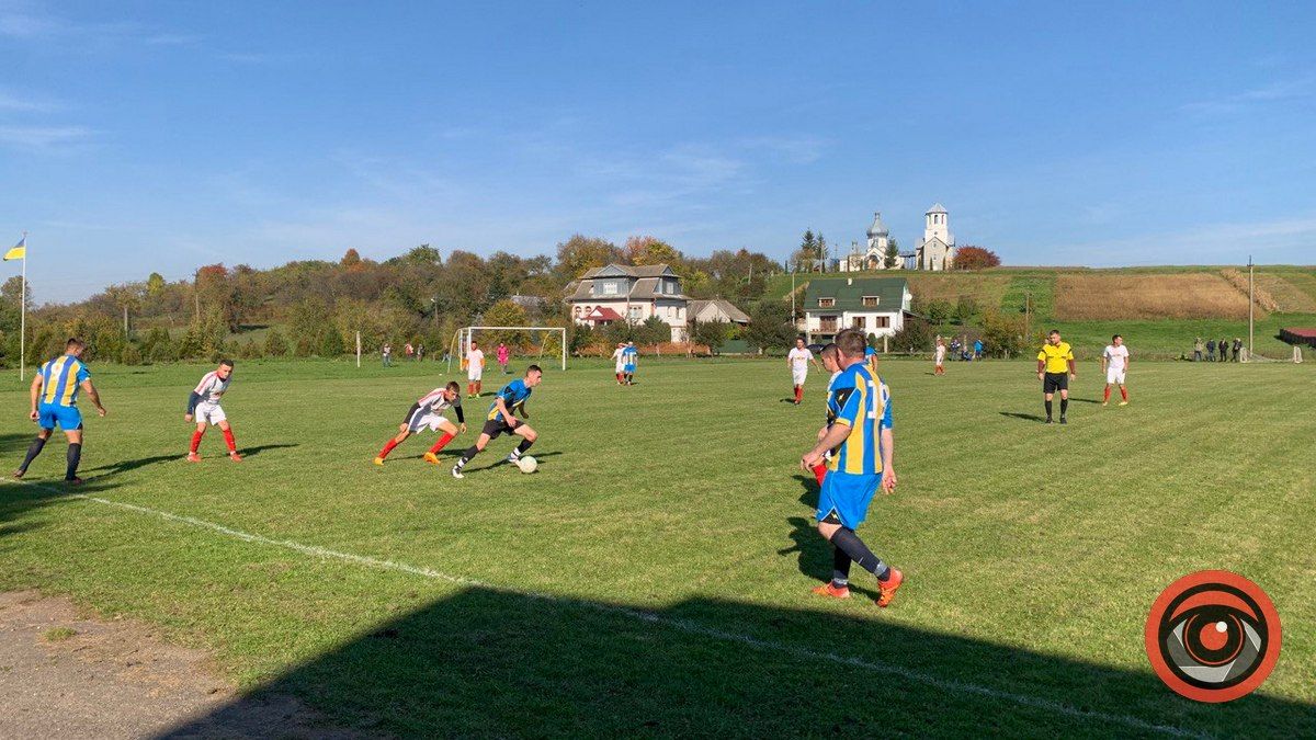 Як зіграли ФК "Вікторія" та ФК "Довбушівець"? 4