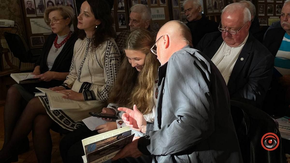 "Під сирен голосіння": у Коломиї відбулась презентація книги 14