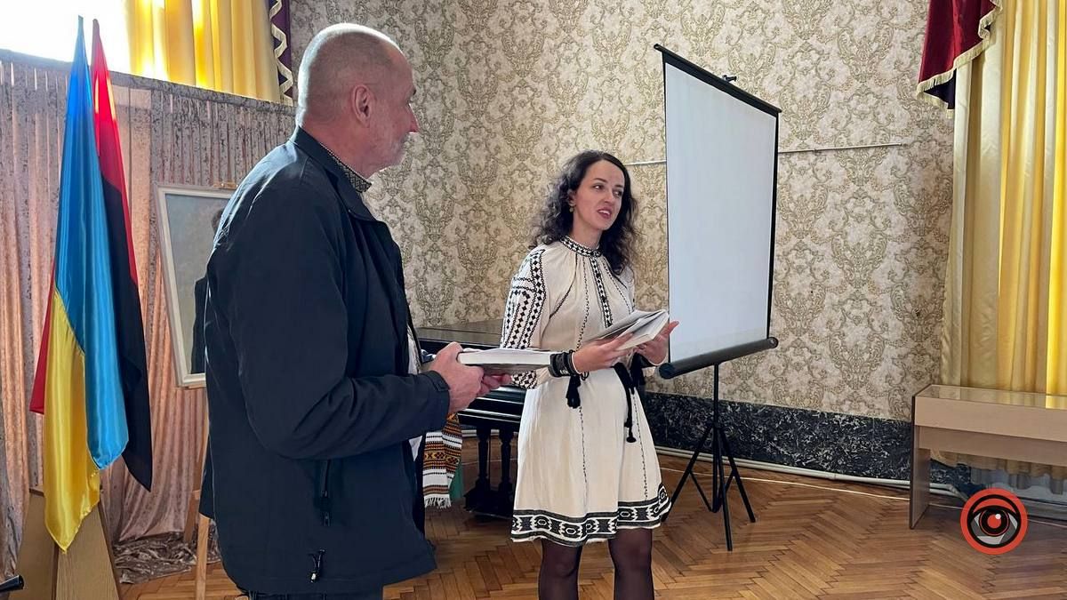 "Під сирен голосіння": у Коломиї відбулась презентація книги 15