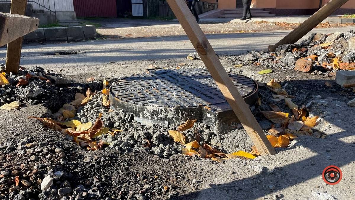 Будьте обережні: на вулиці Чайковського небезпечні люки 2