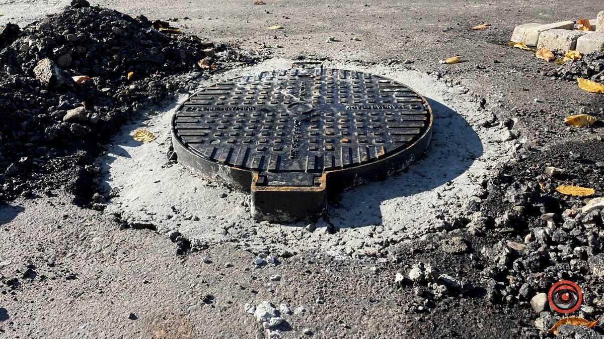Будьте обережні: на вулиці Чайковського небезпечні люки 7