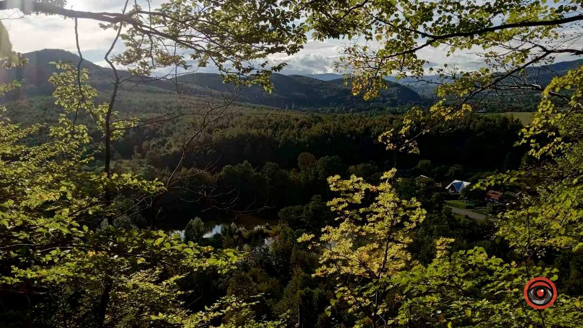 Мальовничий Рушір | осінній відпочинок серед гір та водоспаду 2