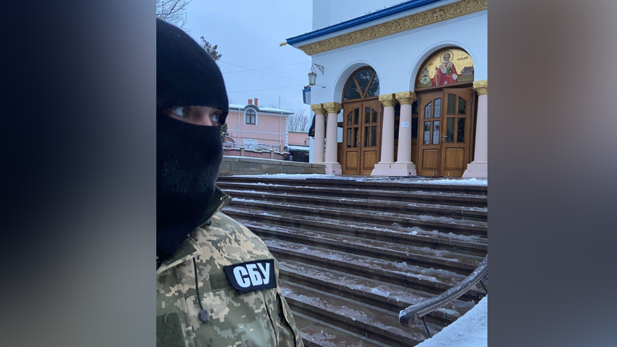 На Буковині СБУ провела обшуки у приміщені УПЦ МП 8