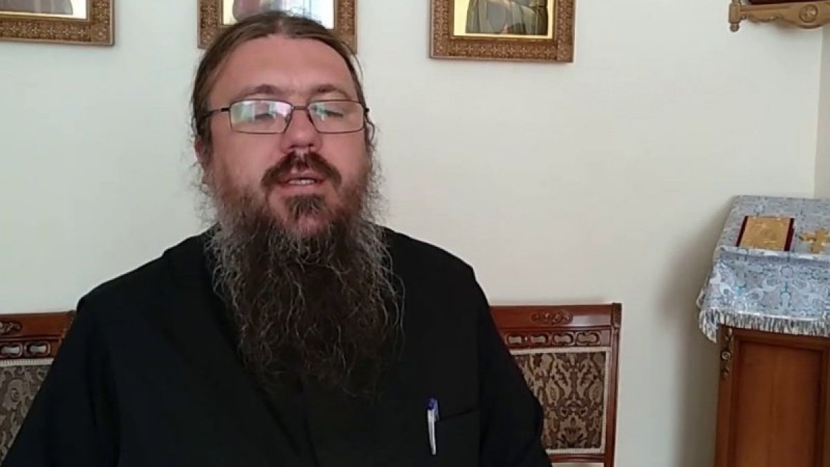 У Івано-Франківську СБУ прийшла з обшуком в єпархію УПЦ мП 4