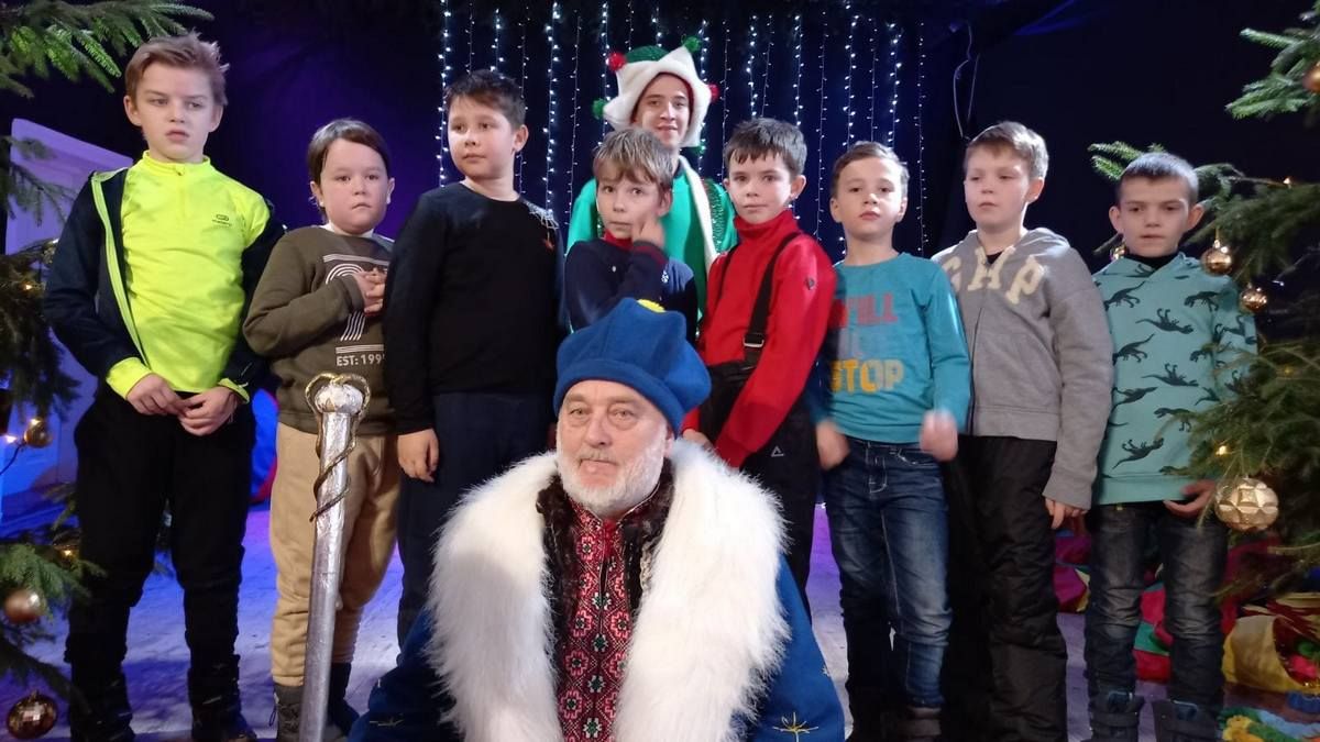 Резиденція Святого Миколая у Грушеві запрошує діточок і готує подарунки військовим