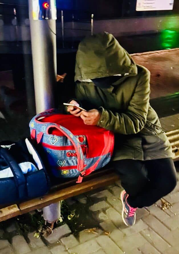 Пішла з дому і не повернулась: мешканку Чернівецької області знайшли на Прикарпатті 2