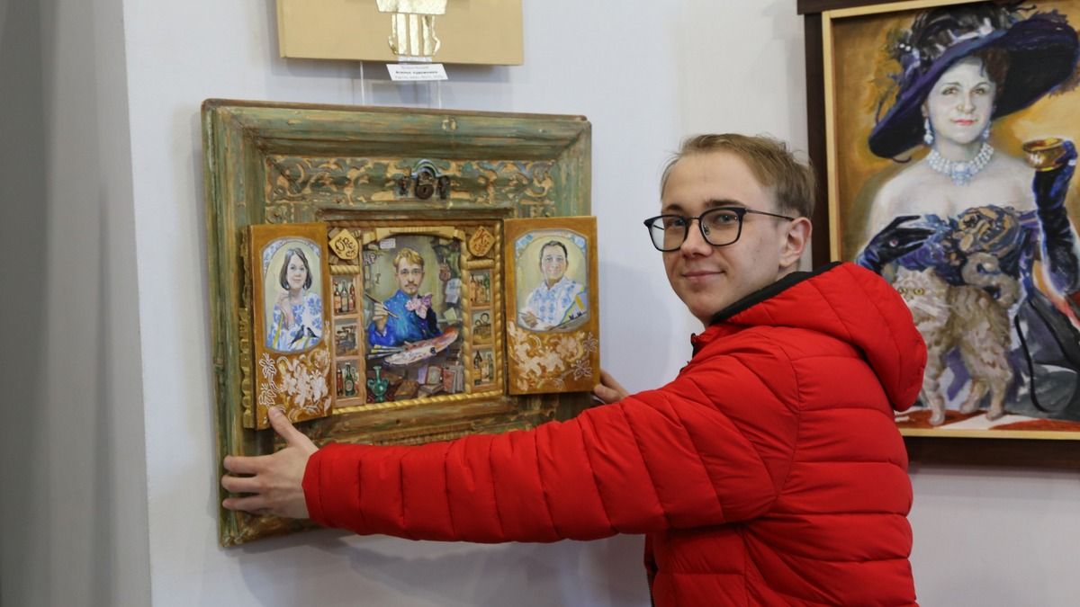 "Світло скарбів": подружжя Дувіраків відкрило виставку у Музеї Гуцульщини 5