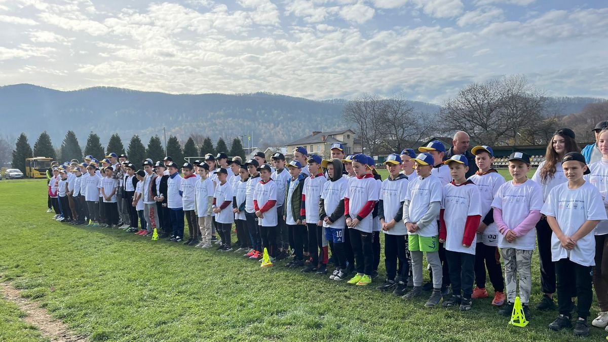 У Косові провели відкритий урок з футболу 14