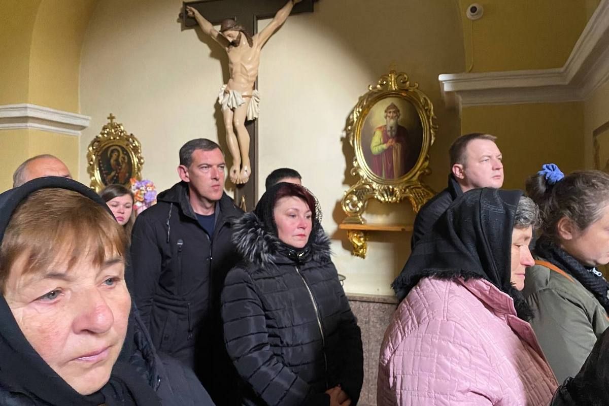 Городенківщина попрощалася із загиблим захисником Дмитром Керницьким 18