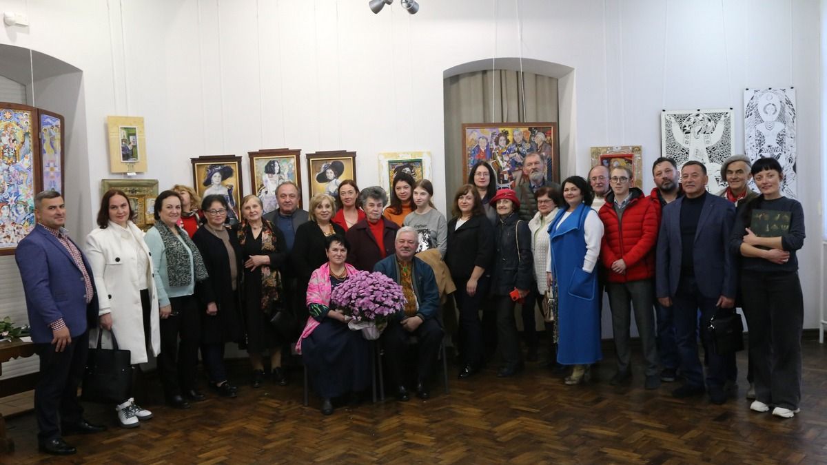 "Світло скарбів": подружжя Дувіраків відкрило виставку у Музеї Гуцульщини 6