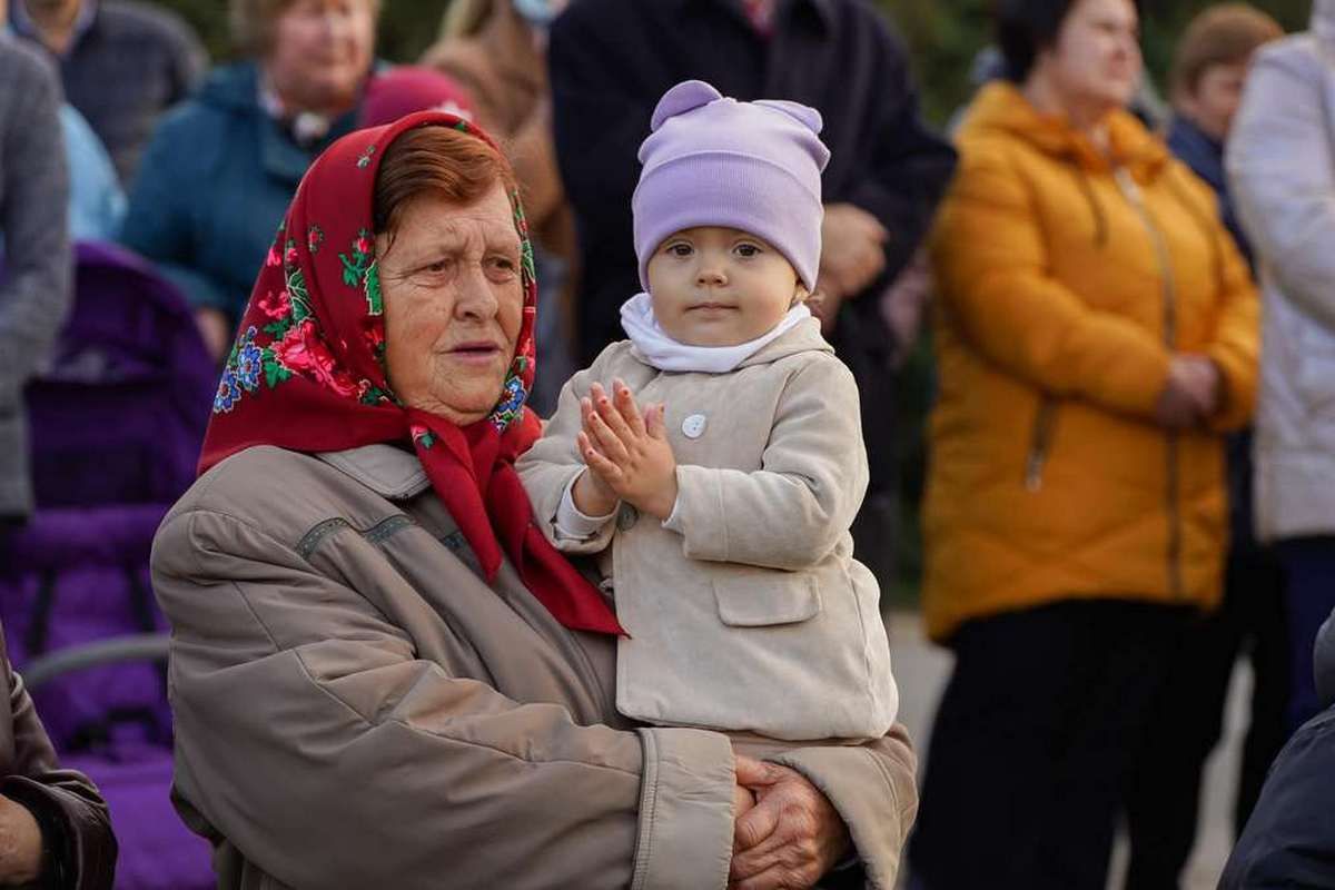 Погруддя сотенного УПА Михайла Спартана в Іванівцях перенесли в центр села 6