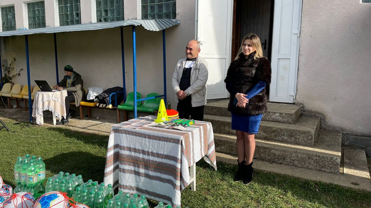 У Косові провели відкритий урок з футболу 10