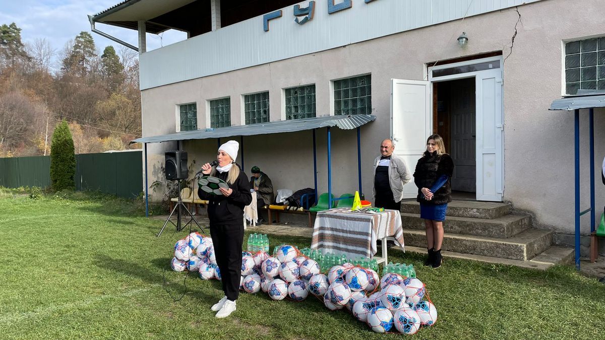 У Косові провели відкритий урок з футболу 16