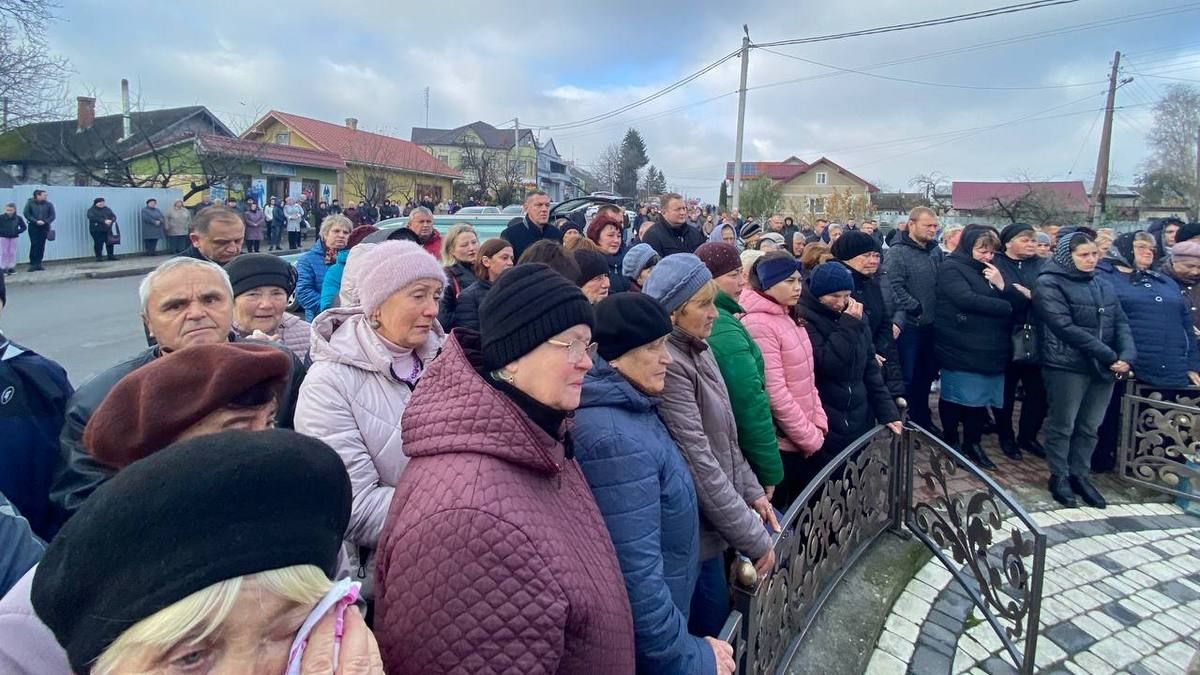 Городенка зустріла загиблого Героя Юрія Перная 4