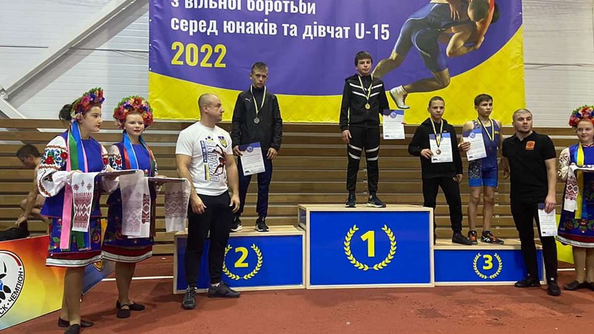 Троє коломиян здобули золото на чемпіонаті з вільної боротьби 1