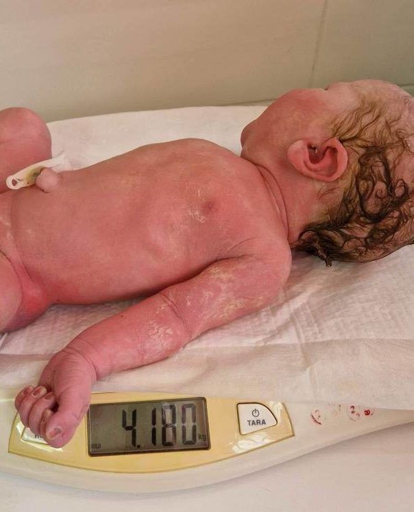 У Коломийському пологовому світ побачив хлопчик-богатир 1