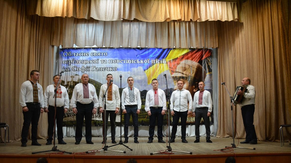 У Надвірні провели фестиваль стрілецької та повстанської пісні 6