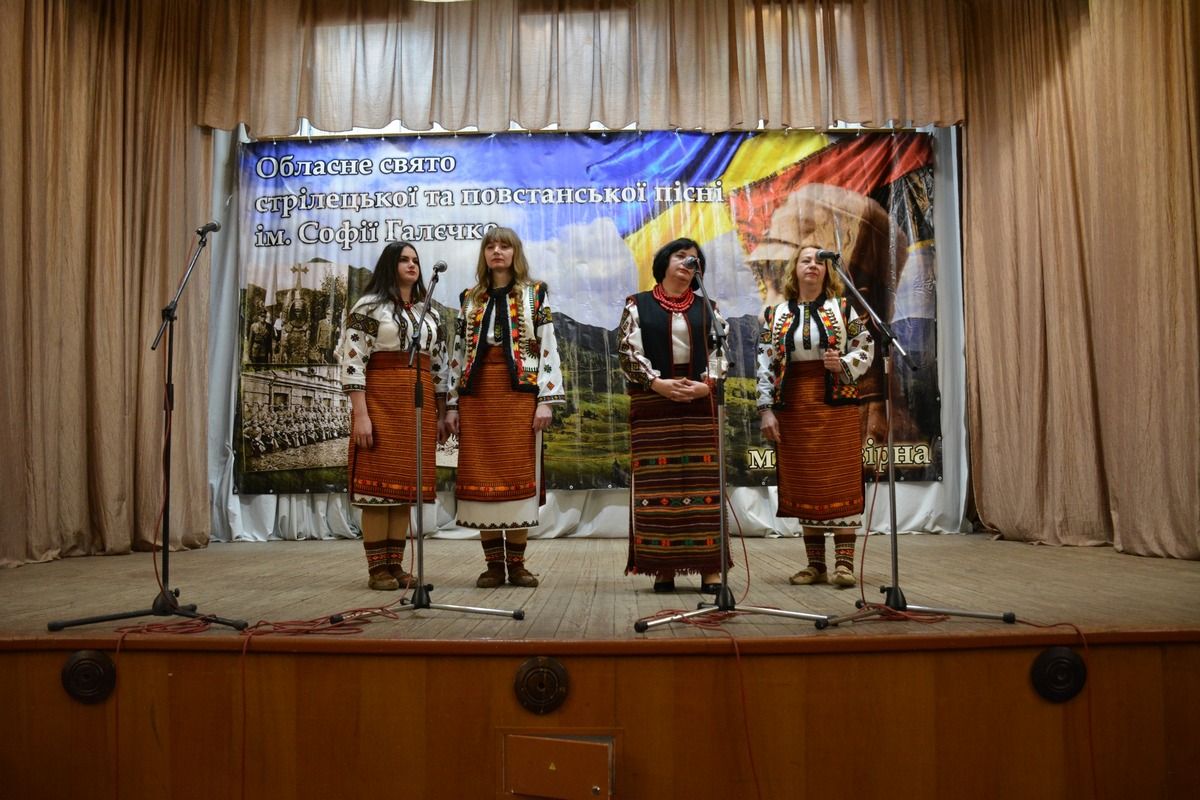 У Надвірні провели фестиваль стрілецької та повстанської пісні 3