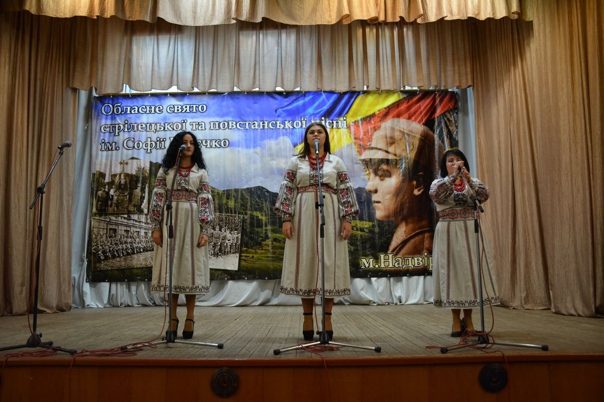 У Надвірні провели фестиваль стрілецької та повстанської пісні 4
