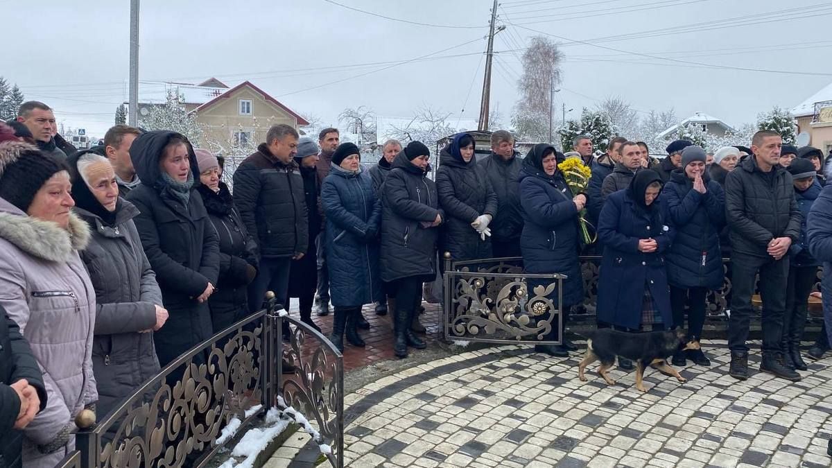 У Городенці зустріли загиблого захисника Романа Артиша 7