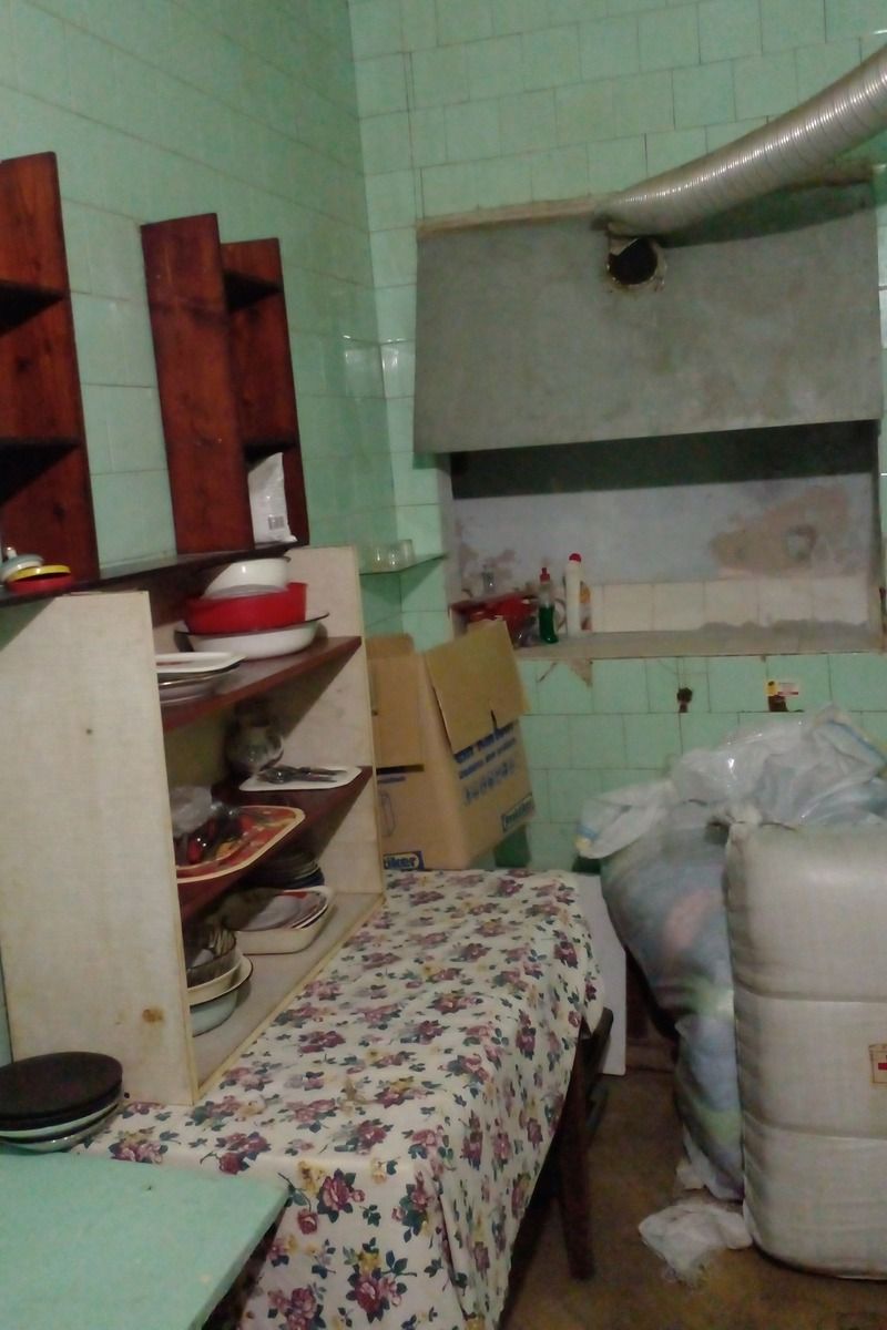 Мер Косова продає комунальне майно прямо зі своєї сторінки у Фейсбуці 1