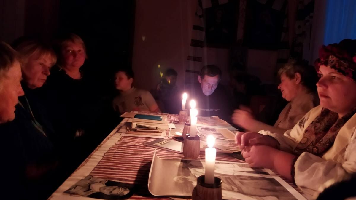 У Саджавці вшанували пам'ять жертв Голодоморів 2