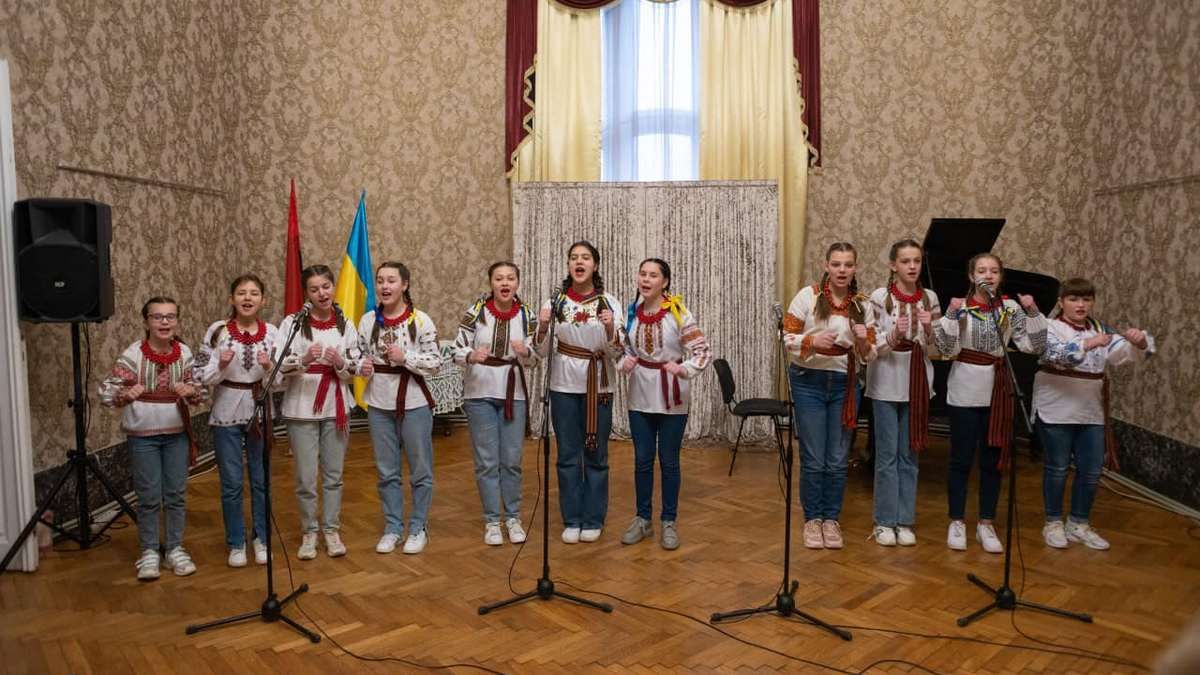 У Коломиї відбувся обласний фестиваль патріотичної пісні ім. Софії Галечко 7