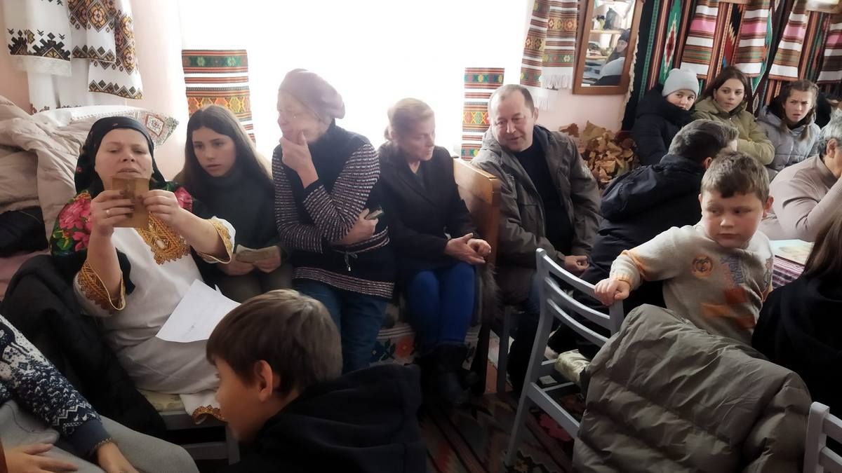 У Саджавці вшанували пам'ять жертв Голодоморів 5