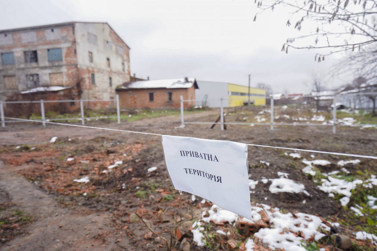 Мер Коломиї запросив лабораторію зі Львова, щоб перевірити воду і повітря біля консервного заводу 1